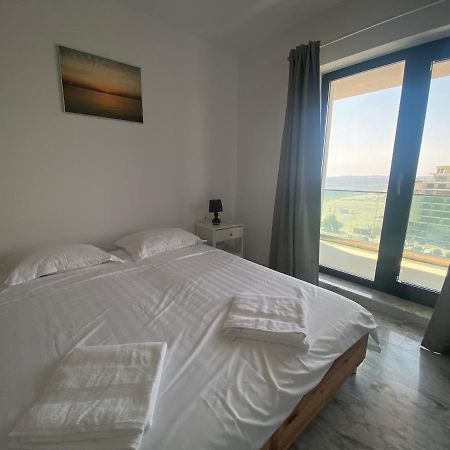 Apartament Direct La Plaja 4 Persoane Mamaia Nord Sky Sea View Lägenhet Năvodari Exteriör bild