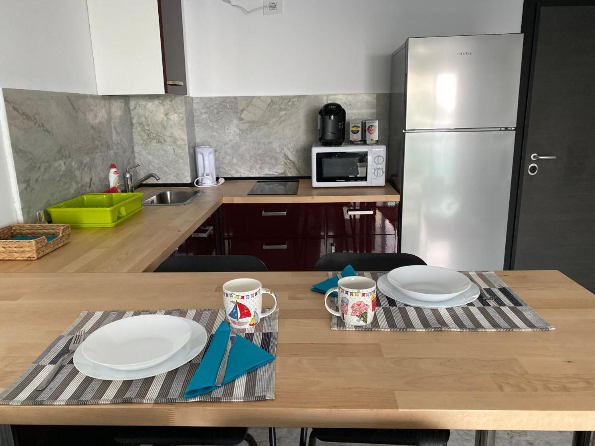 Apartament Direct La Plaja 4 Persoane Mamaia Nord Sky Sea View Lägenhet Năvodari Exteriör bild